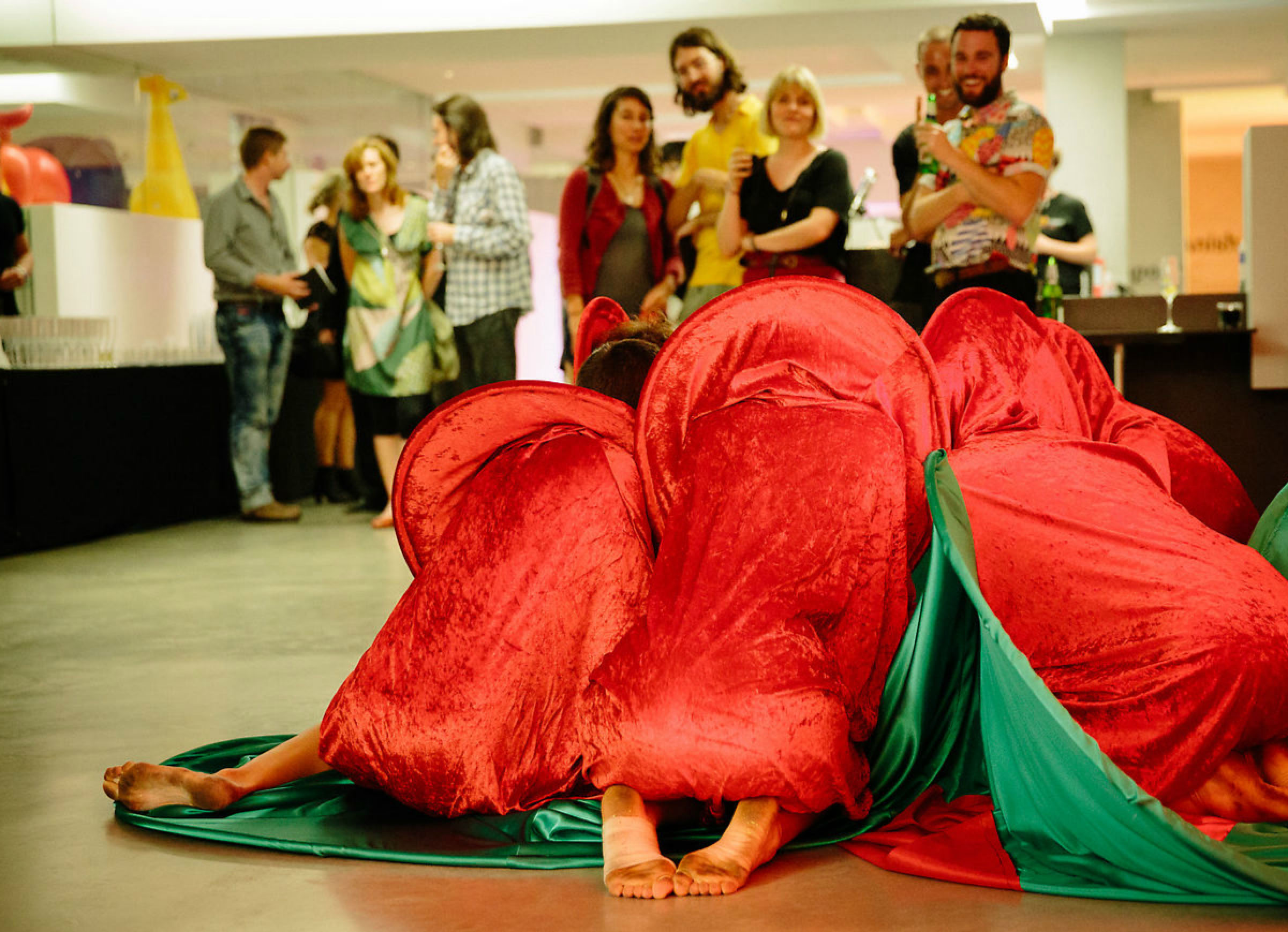 MCA ARTBAR