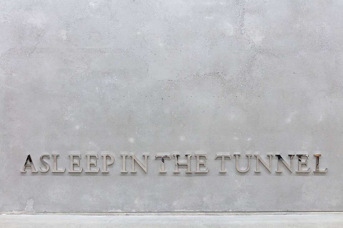 Oscar Perry, ASLEEP IN THE TUNNEL, 2023