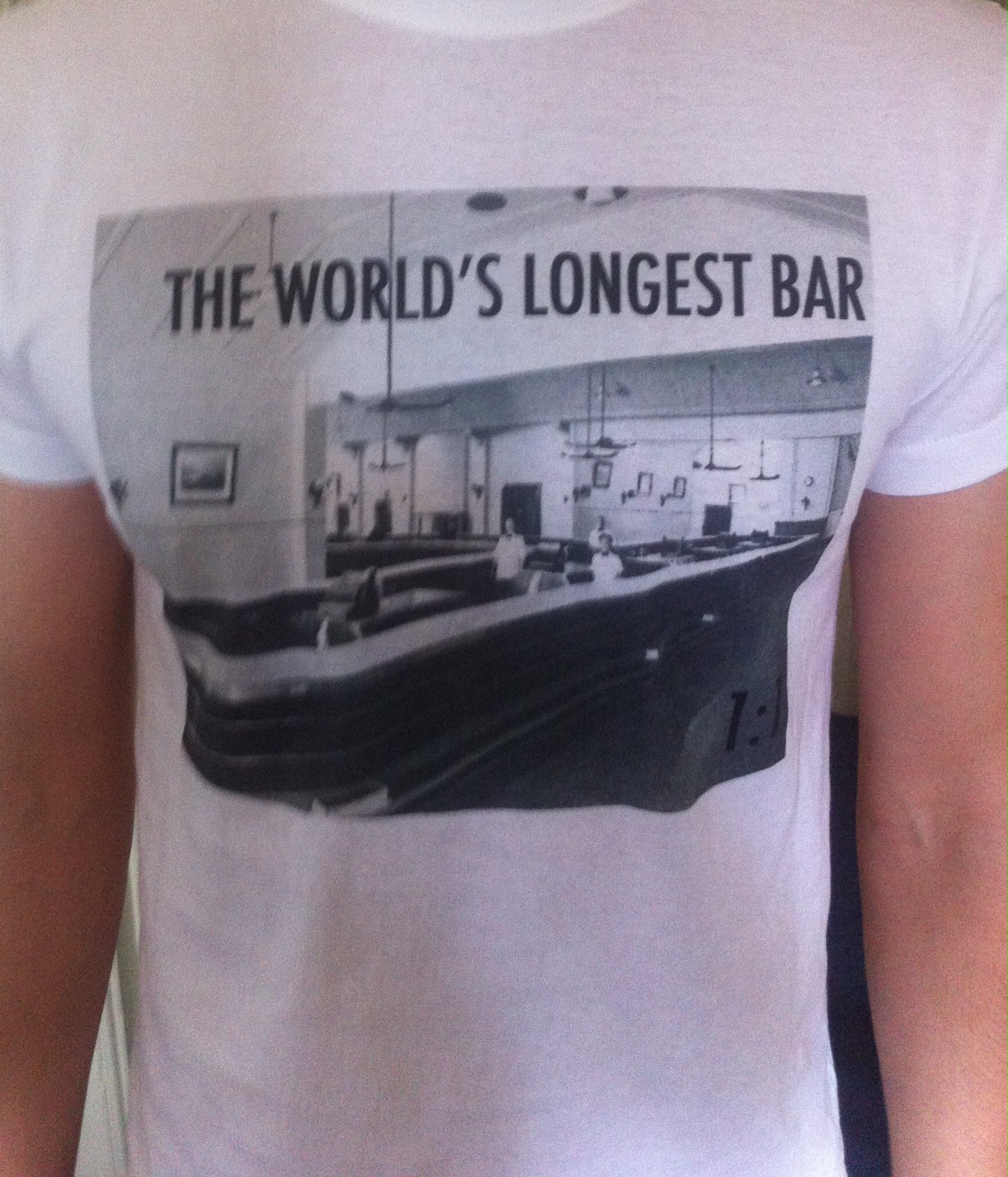 Dress Code: The World's Longest Bar (Mildura Workingman's Club)