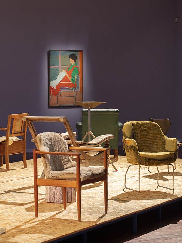 Agatha Gothe-Snape: Trying to find comfort in an uncomfortable chair