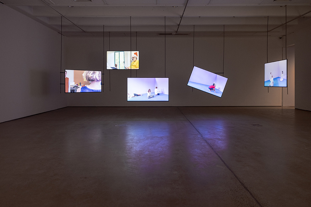 Wrong Solo, Five Columns, 2019