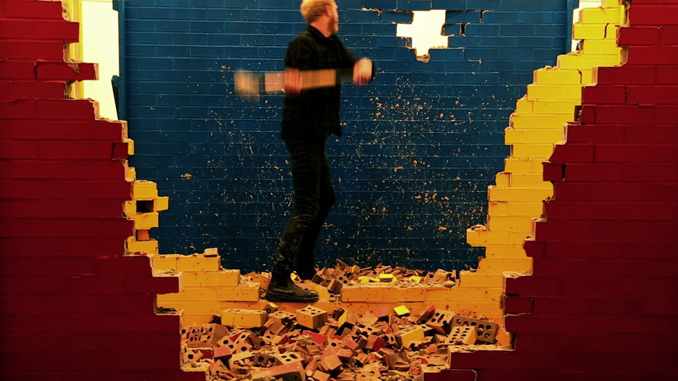 Andrew Liversidge: ALL THAT FALL (red yellow blue)