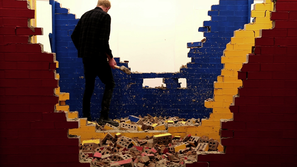 Andrew Liversidge: ALL THAT FALL (red yellow blue)